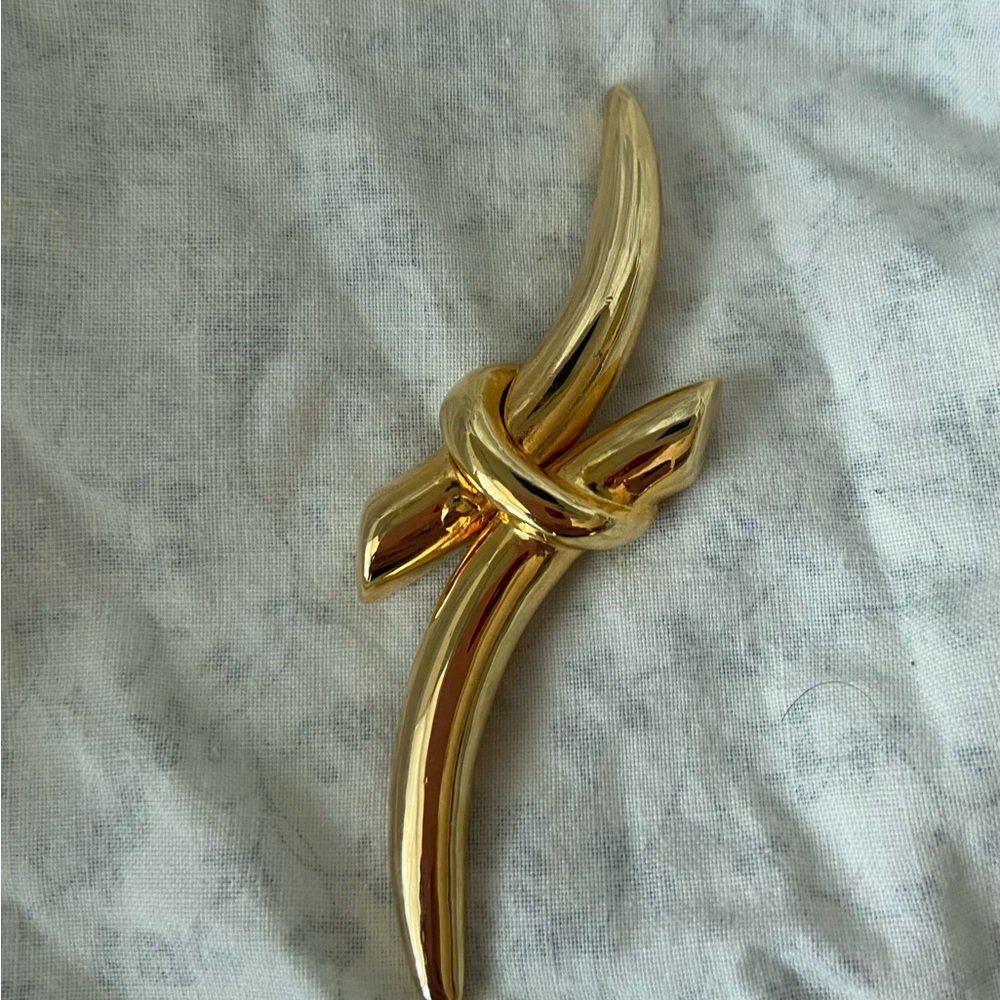 Vintage Gold Brooch
